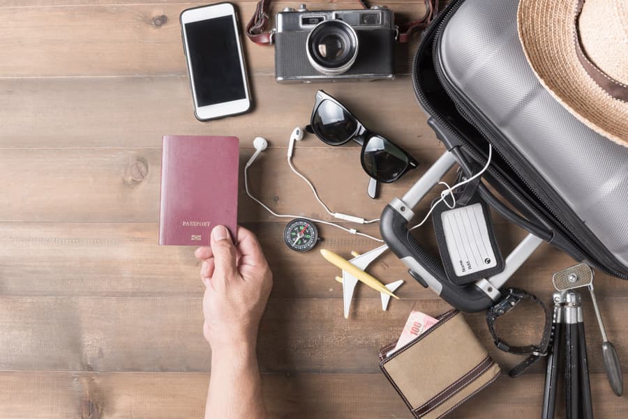 Discover Europe with our weekly private flights